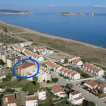 Mas Pinell Piscina Apartmán *