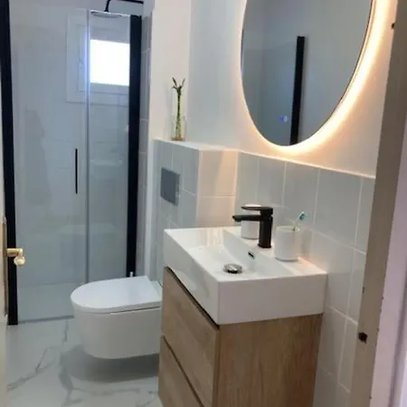 Mas Pinell Piscina أولاستارتيت